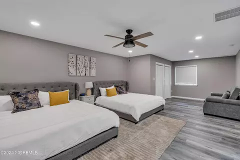 Bedroom - 222 Bartley Rd, Jackson, NJ 08527 photo 9 of 13