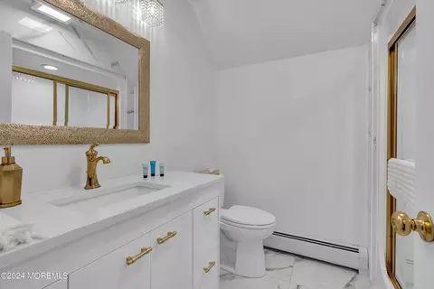 Bath - 222 Bartley Rd, Jackson, NJ 08527 photo 11 of 12