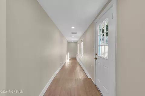 Entry Way - 222 Bartley Rd, Jackson, NJ 08527 photo 5 of 6