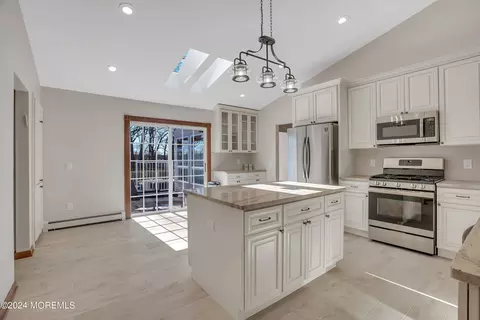 Kitchen - 222 Bartley Rd, Jackson, NJ 08527 photo 1 of 5