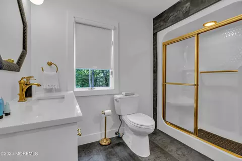 Bath - 222 Bartley Rd, Jackson, NJ 08527 photo 1 of 12