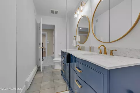 Bath - 222 Bartley Rd, Jackson, NJ 08527 photo 4 of 12