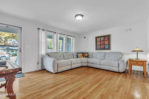 34 Mariner Dr, Forked River, NJ 08731 photo 5