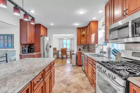 34 Mariner Dr, Forked River, NJ 08731 photo 9
