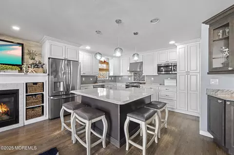116 Dollmore Ave, Waretown, NJ 08758 photo 8