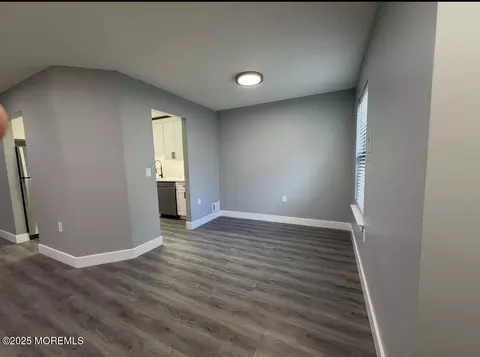 108 Violet Ln, Jackson, NJ 08527 photo 4