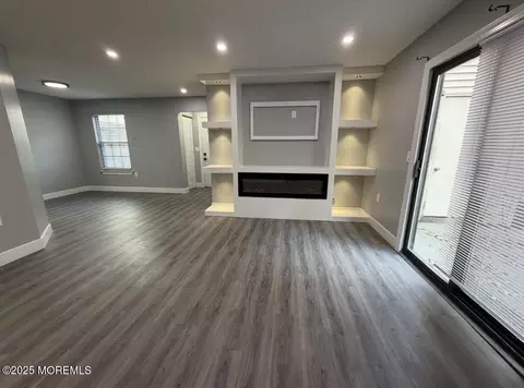 108 Violet Ln, Jackson, NJ 08527 photo 11