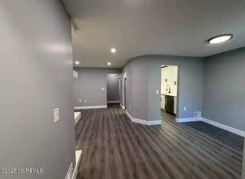 108 Violet Ln, Jackson, NJ 08527 photo 3