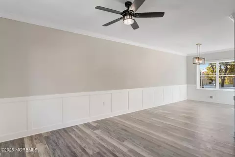 181 Bowline Rd, Manahawkin, NJ 08050