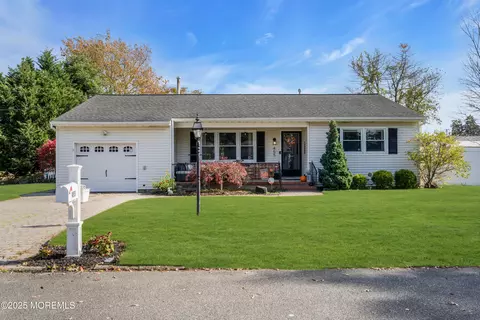 455 Newport Rd, Forked River, NJ 08731