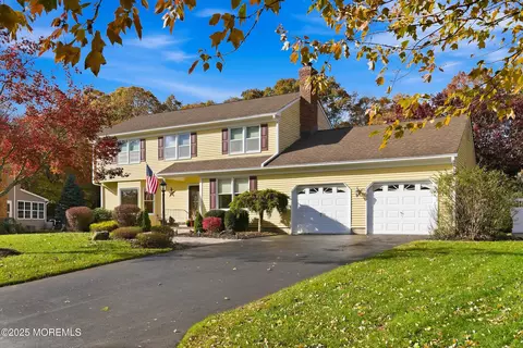 762 Highmeadow Dr, Toms River, NJ 08753