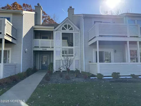 76 Briarwood Ct, Howell, NJ 07731