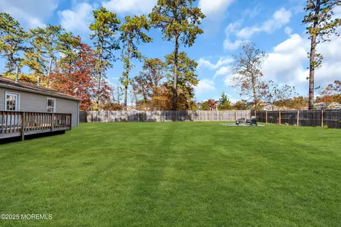 355 Western Blvd, Bayville, NJ 08721