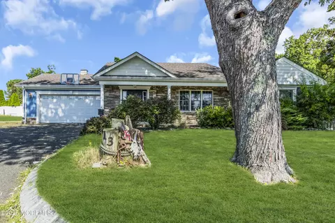13 Morris Pl, Oceanport, NJ 07757