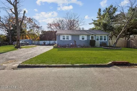 339 Prospect Dr, Brick, NJ 08724
