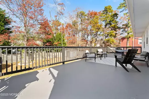 248 Mizzen Ave, Manahawkin, NJ 08050