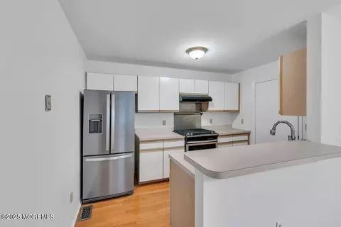 357 Volley Ct, Wall, NJ 07719 photo 11