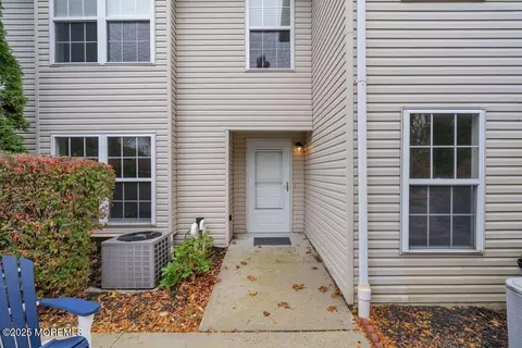 357 Volley Ct, Wall, NJ 07719 photo 3