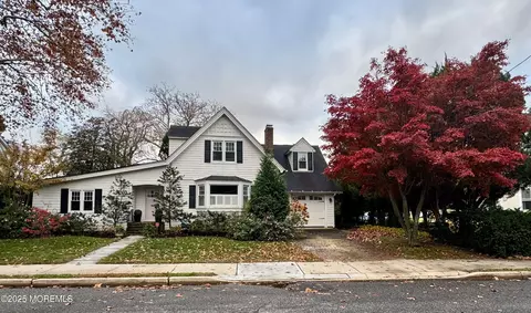 59 Leroy Pl, Red Bank, NJ 07701
