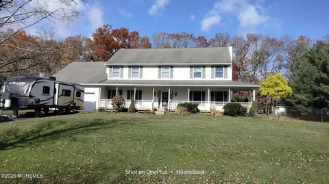 6 Solomon Ct, Jackson, NJ 08527