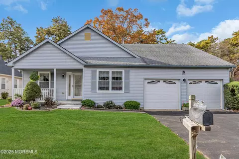 406 Lily Ct #1, Whiting, NJ 08759