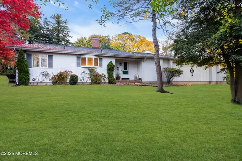 642 Rankin Rd, Brielle, NJ 08730