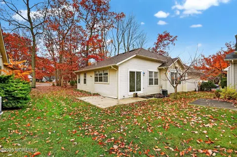 Exterior - 2 Llewellyn Ct, Jackson, NJ 08527 photo 1 of 3
