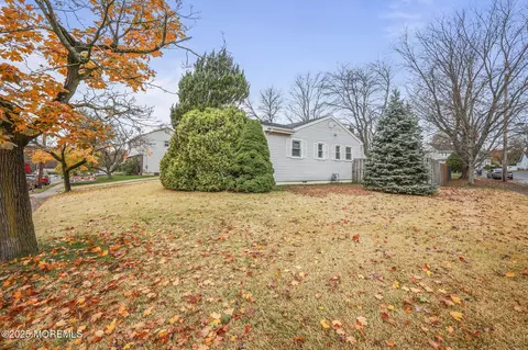 Exterior - 23 Annmar Dr, Matawan, NJ 07747 photo 2 of 4