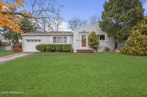 23 Annmar Dr, Matawan, NJ 07747
