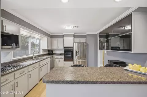 Kitchen - 23 Annmar Dr, Matawan, NJ 07747 photo 1 of 4