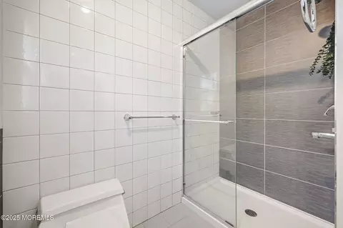 Bath - 23 Annmar Dr, Matawan, NJ 07747 photo 3 of 3