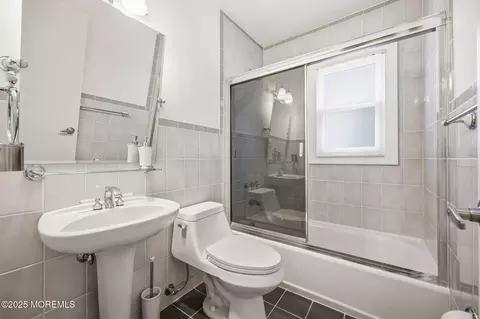 Bath - 23 Annmar Dr, Matawan, NJ 07747 photo 1 of 3