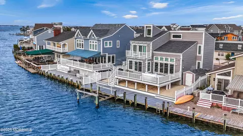 465 Boca Raton Dr, Lavallette, NJ 08735