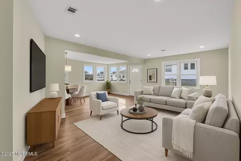 Living - 166 Central Blvd, Brick, NJ 08724 photo 1 of 3