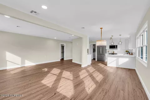 Living - 166 Central Blvd, Brick, NJ 08724 photo 2 of 3