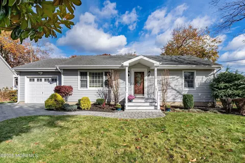 335 Eastham Rd, Point Pleasant, NJ 08742