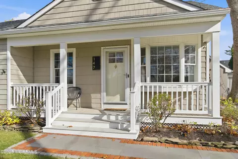 147 Riviera Dr, Brick, NJ 08724