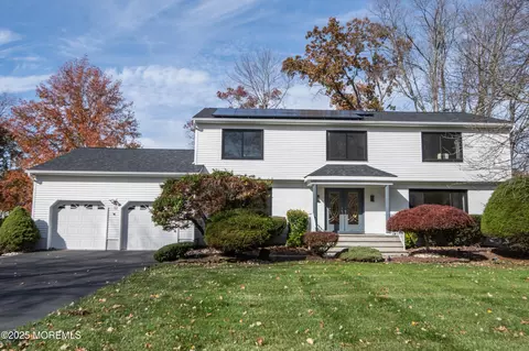 12 Pence Rd, Manalapan, NJ 07726