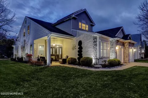 22 Congressional Rd, Jackson, NJ 08527