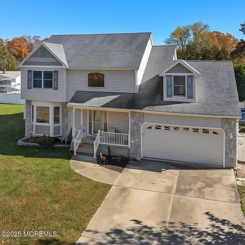 453 Andrew Ave, Bayville, NJ 08721