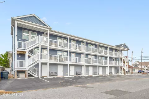 1806 Grand Central Ave #10, Lavallette, NJ 08735