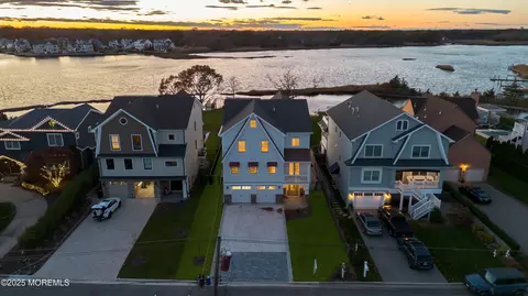 1621 Northstream Pkwy, Point Pleasant, NJ 08742