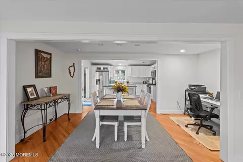 Dining - 80 Oak Knoll Rd, Waretown, NJ 08758 photo 1 of 3