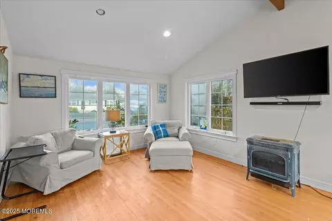 Living - 80 Oak Knoll Rd, Waretown, NJ 08758 photo 1 of 3