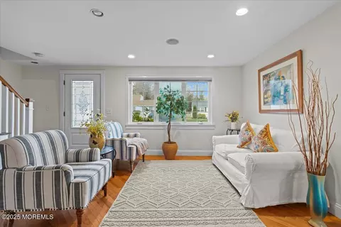 Living - 80 Oak Knoll Rd, Waretown, NJ 08758 photo 3 of 3