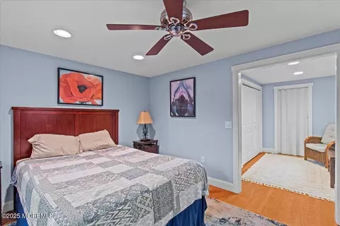 Bedroom - 80 Oak Knoll Rd, Waretown, NJ 08758 photo 1 of 7