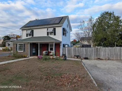 23 Butler Blvd, Bayville, NJ 08721