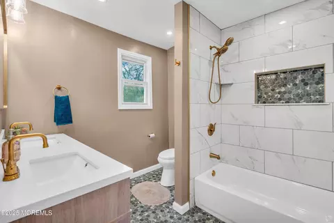 164 Main St, Waretown, NJ 08758 photo 17