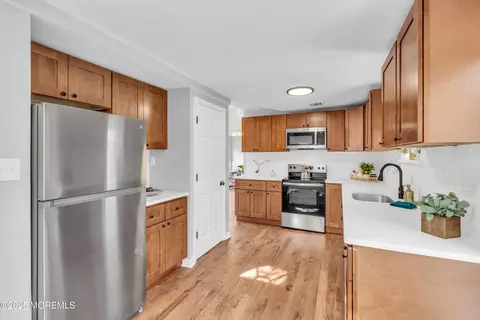 164 Main St, Waretown, NJ 08758 photo 12