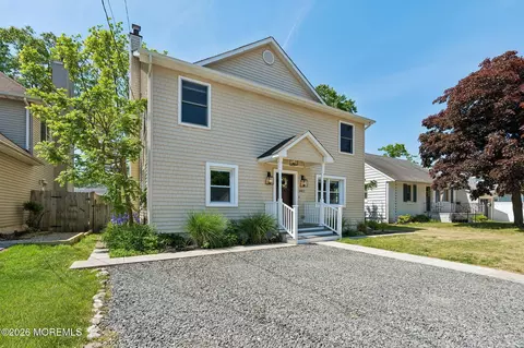 2412 Willow St, Point Pleasant, NJ 08742